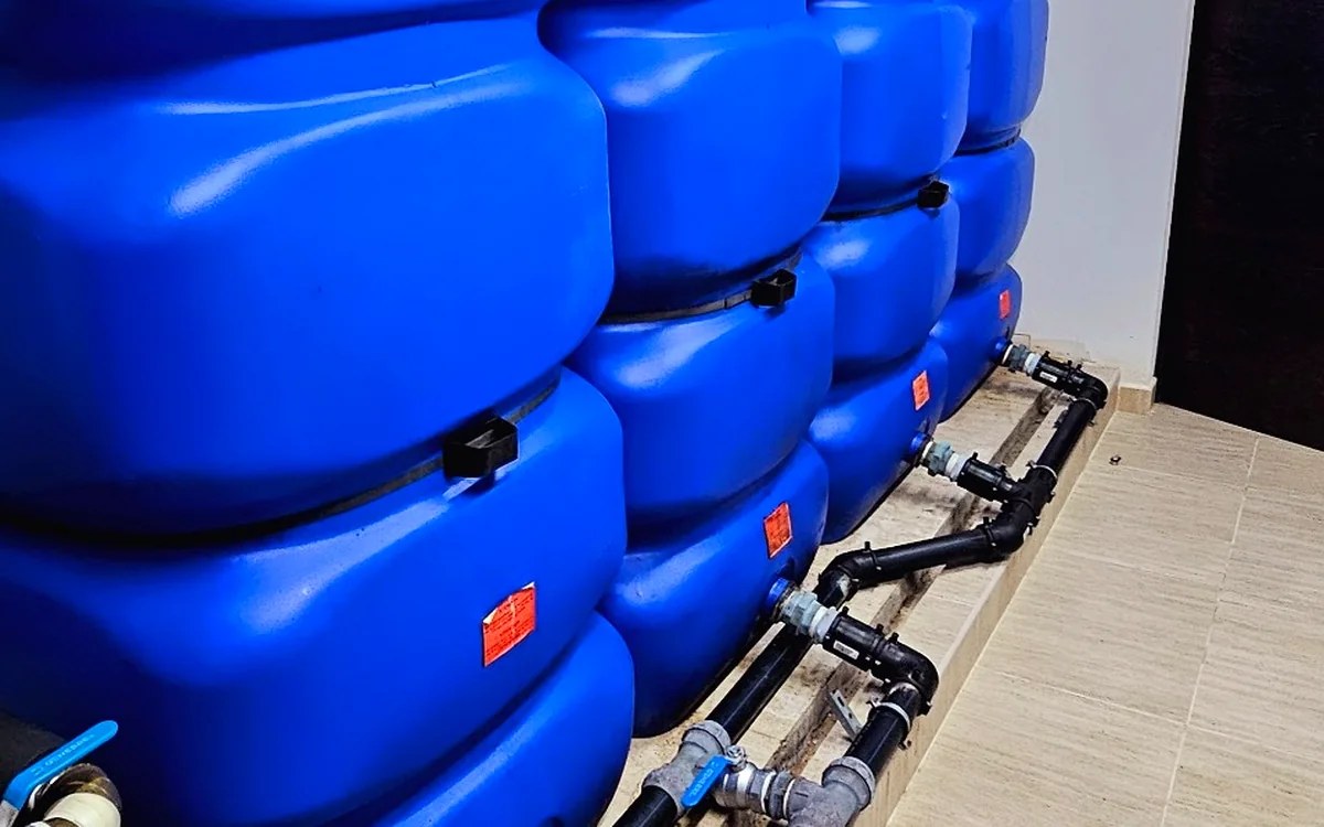 Controlled 3000 litre water reserve tanks installed in a technical room