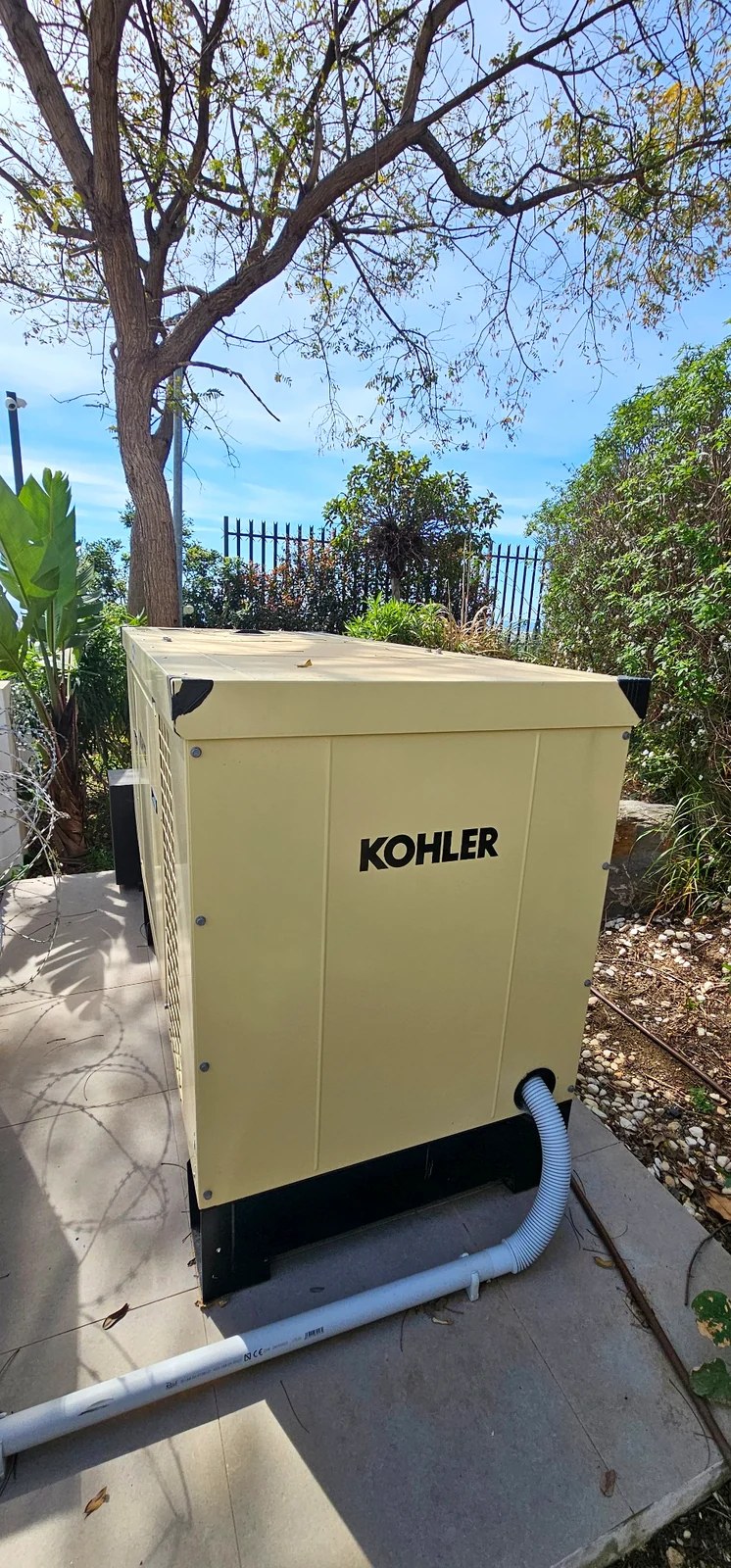 Резервный генератор Kohler для критических систем виллы